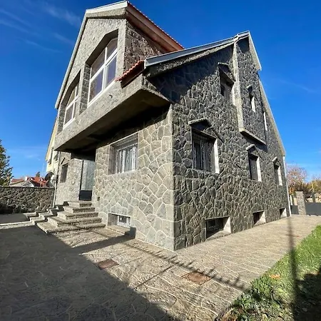 Magnifique Villa - 5 Chambres - Ifrane Ifrane  Exterior photo