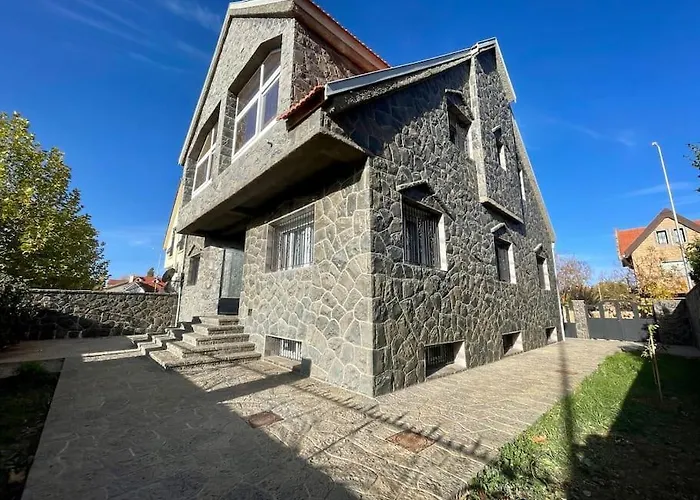 Magnifique Villa - 5 Chambres - Ifrane